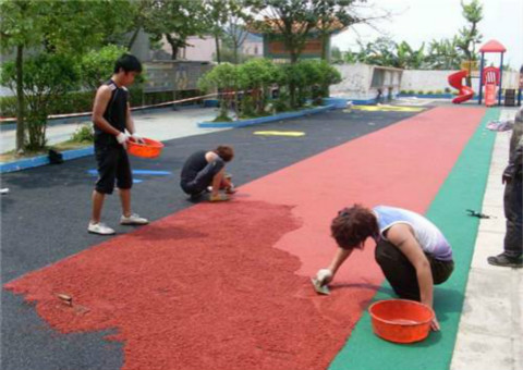 �T�����z�ܵ�ʩ��